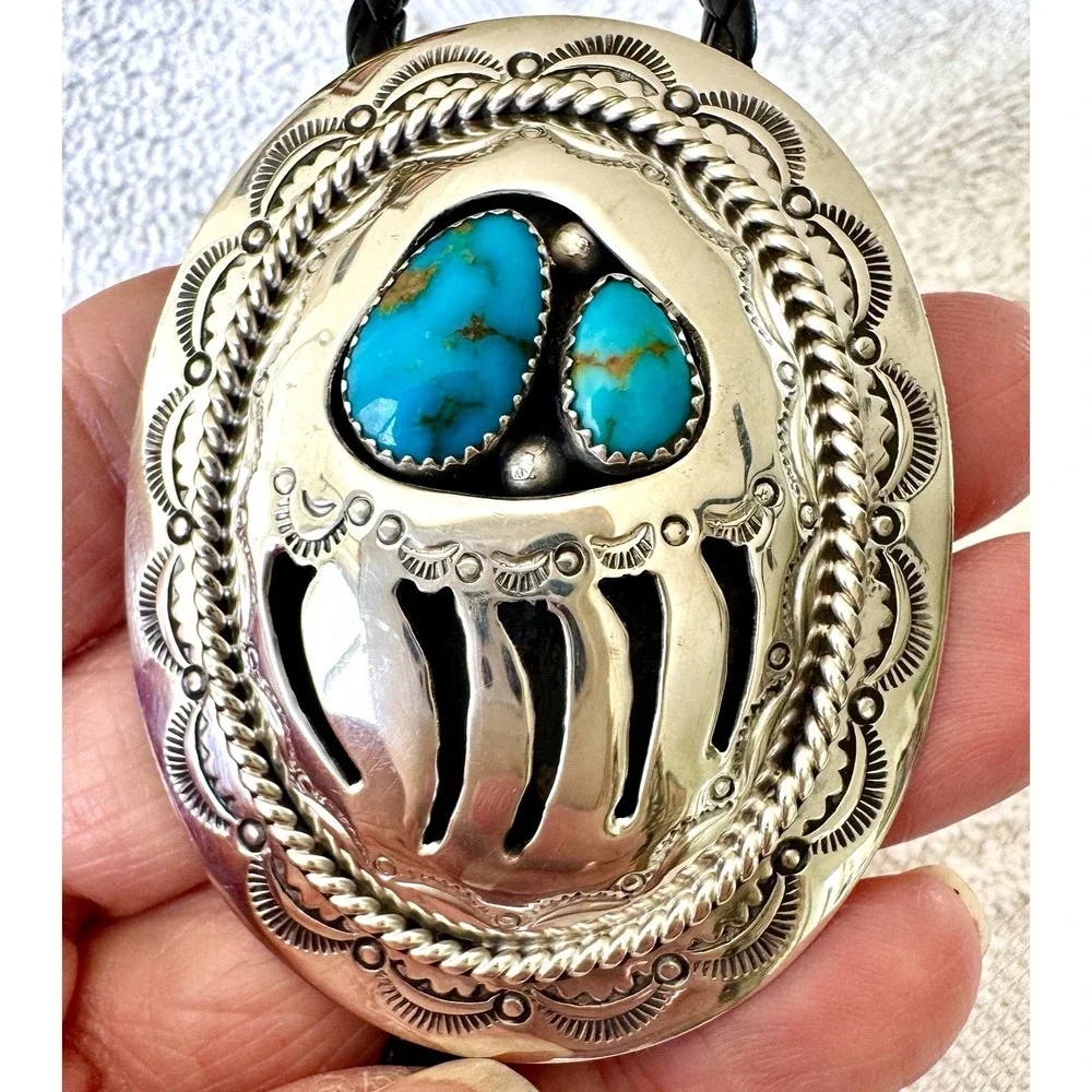 Navajo Turquoise Bolo Tie Bear Paw Shadow Box Signed Wilbert Muskett Sr Sterling
